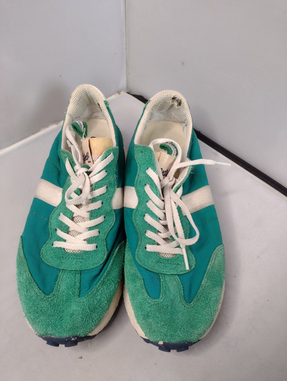 SeaVees Acorn Trainer Sneakers Retro Low Top Shoes Mens Size 9 Green A12